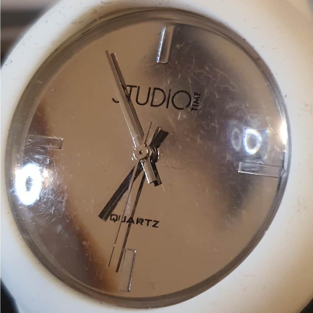 🦋10/$20🦋 Studio Time STD3118 Silver Silicone Women's Watch